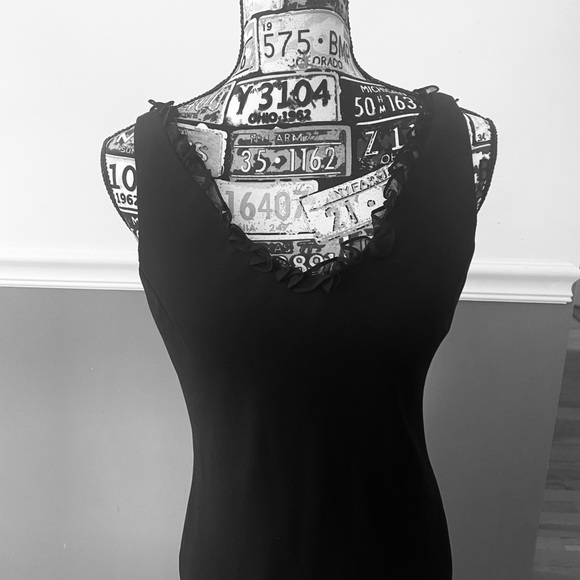 JONES NEW YORK black sleeveless dress. - Picture 2 of 7